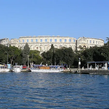 Happy Pula